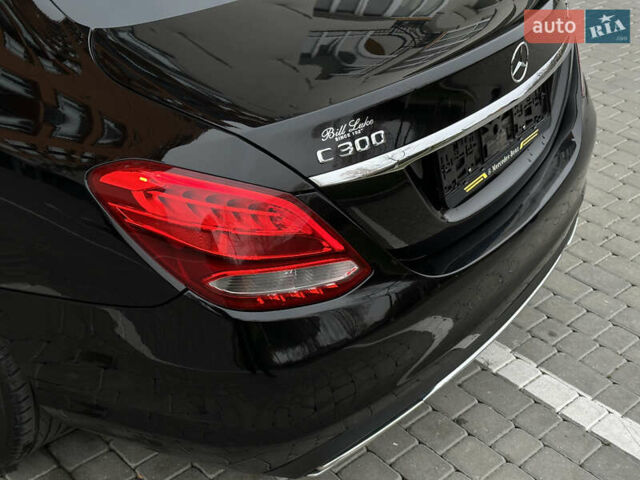 Чорний Мерседес Ц-Клас, об'ємом двигуна 2 л та пробігом 150 тис. км за 15950 $, фото 12 на Automoto.ua