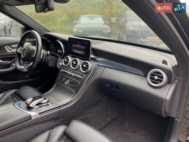 Черный Мерседес Ц-Класс, объемом двигателя 3 л и пробегом 148 тыс. км за 21900 $, фото 9 на Automoto.ua