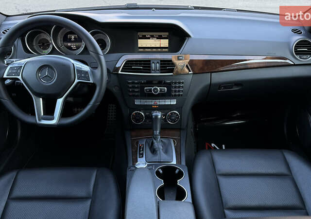 Чорний Мерседес Ц-Клас, об'ємом двигуна 1.8 л та пробігом 112 тис. км за 12900 $, фото 15 на Automoto.ua