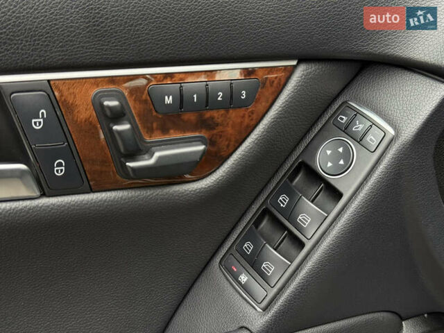 Чорний Мерседес Ц-Клас, об'ємом двигуна 1.8 л та пробігом 111 тис. км за 12900 $, фото 50 на Automoto.ua