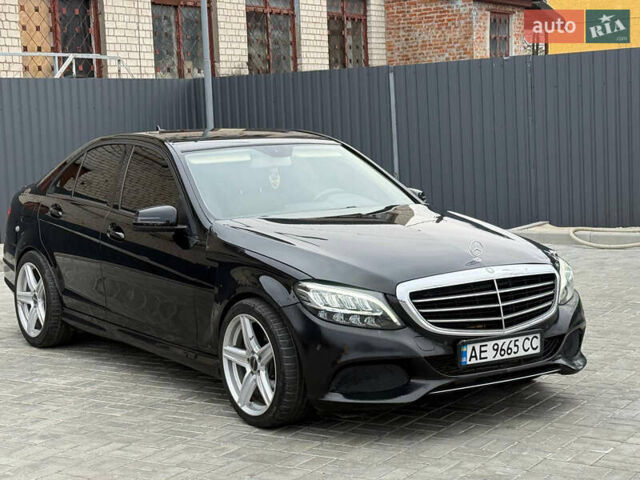 Чорний Мерседес Ц-Клас, об'ємом двигуна 1.8 л та пробігом 165 тис. км за 7999 $, фото 12 на Automoto.ua