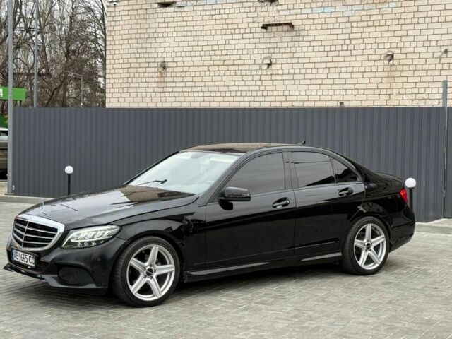 Черный Мерседес Ц-Класс, объемом двигателя 1.8 л и пробегом 110 тыс. км за 8500 $, фото 1 на Automoto.ua