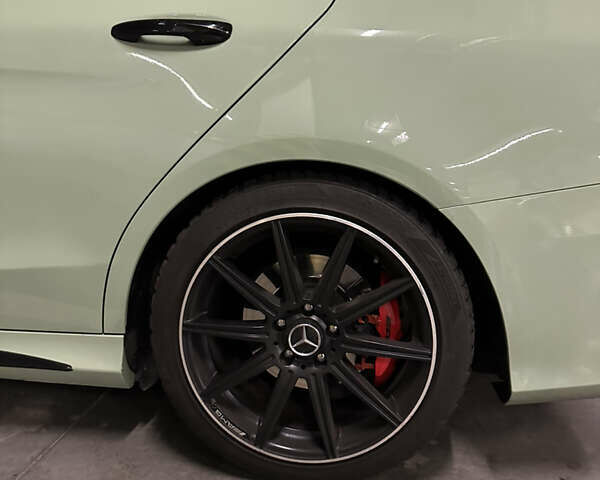 Черный Мерседес Ц-Класс, объемом двигателя 1.99 л и пробегом 211 тыс. км за 20000 $, фото 6 на Automoto.ua