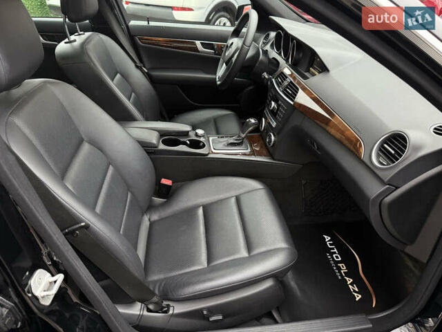 Чорний Мерседес Ц-Клас, об'ємом двигуна 1.8 л та пробігом 111 тис. км за 12900 $, фото 37 на Automoto.ua