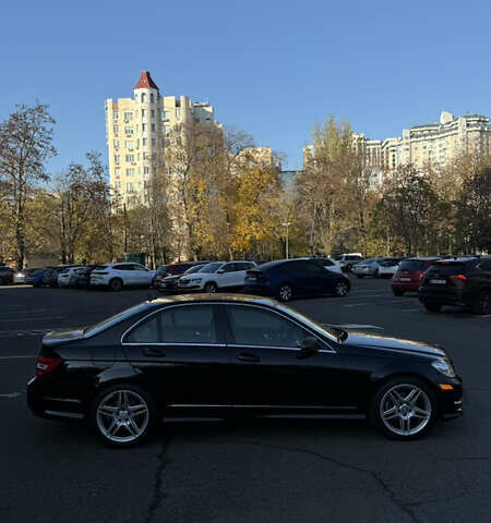 Чорний Мерседес Ц-Клас, об'ємом двигуна 1.8 л та пробігом 112 тис. км за 12900 $, фото 7 на Automoto.ua