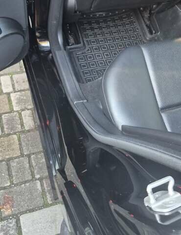 Чорний Мерседес Ц-Клас, об'ємом двигуна 1.8 л та пробігом 152 тис. км за 9800 $, фото 6 на Automoto.ua