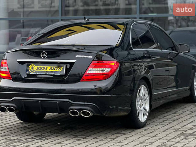 Чорний Мерседес Ц-Клас, об'ємом двигуна 3.5 л та пробігом 153 тис. км за 11999 $, фото 5 на Automoto.ua