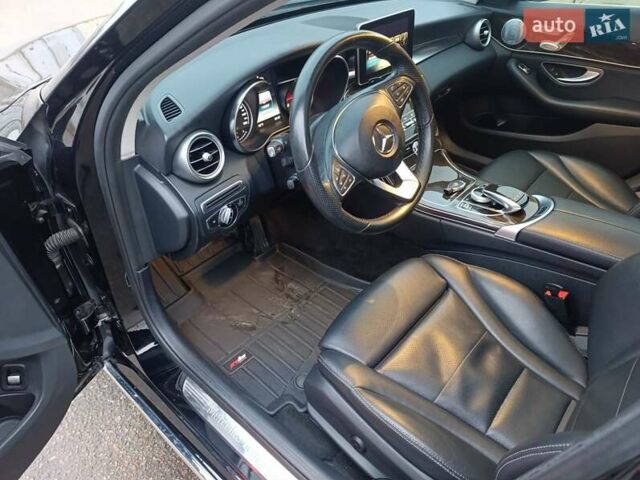 Черный Мерседес Ц-Класс, объемом двигателя 1.99 л и пробегом 110 тыс. км за 19100 $, фото 20 на Automoto.ua