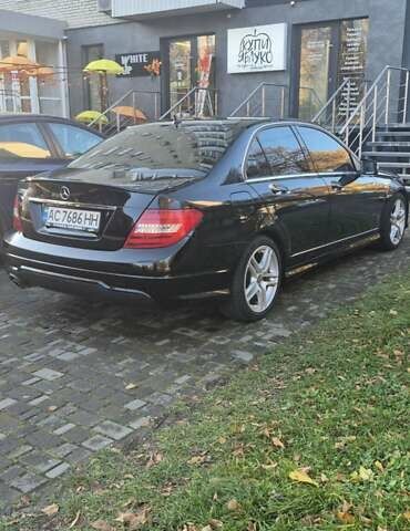 Чорний Мерседес Ц-Клас, об'ємом двигуна 1.8 л та пробігом 152 тис. км за 9800 $, фото 10 на Automoto.ua