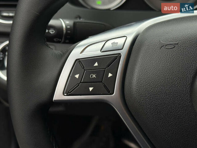 Чорний Мерседес Ц-Клас, об'ємом двигуна 1.8 л та пробігом 111 тис. км за 12900 $, фото 47 на Automoto.ua