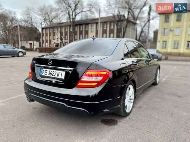 Чорний Мерседес Ц-Клас, об'ємом двигуна 1.8 л та пробігом 123 тис. км за 14500 $, фото 4 на Automoto.ua
