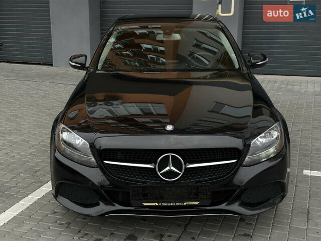 Чорний Мерседес Ц-Клас, об'ємом двигуна 2 л та пробігом 150 тис. км за 15950 $, фото 15 на Automoto.ua
