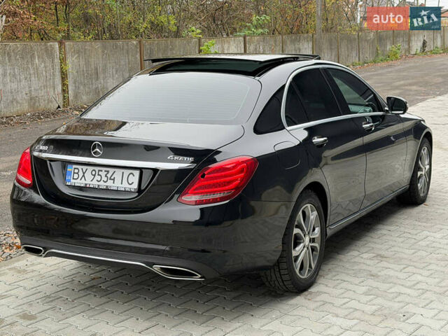 Черный Мерседес Ц-Класс, объемом двигателя 1.99 л и пробегом 190 тыс. км за 15900 $, фото 3 на Automoto.ua