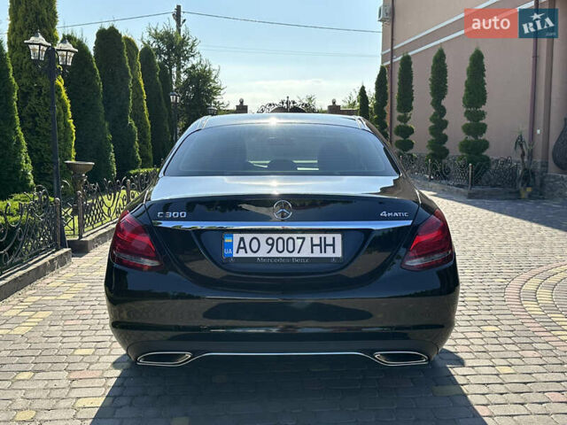 Черный Мерседес Ц-Класс, объемом двигателя 1.99 л и пробегом 130 тыс. км за 21700 $, фото 4 на Automoto.ua