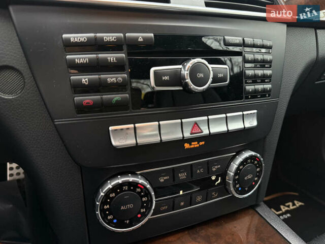 Чорний Мерседес Ц-Клас, об'ємом двигуна 1.8 л та пробігом 111 тис. км за 12900 $, фото 44 на Automoto.ua