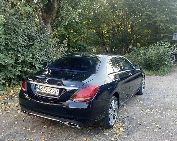 Чорний Мерседес Ц-Клас, об'ємом двигуна 2 л та пробігом 240 тис. км за 15999 $, фото 5 на Automoto.ua