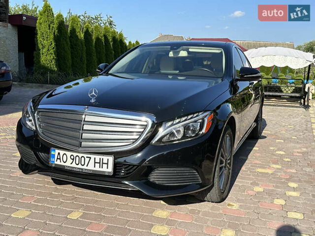 Черный Мерседес Ц-Класс, объемом двигателя 1.99 л и пробегом 130 тыс. км за 21700 $, фото 7 на Automoto.ua