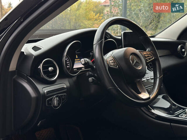 Чорний Мерседес Ц-Клас, об'ємом двигуна 2 л та пробігом 150 тис. км за 15950 $, фото 32 на Automoto.ua