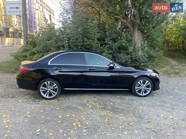 Чорний Мерседес Ц-Клас, об'ємом двигуна 2 л та пробігом 240 тис. км за 15999 $, фото 8 на Automoto.ua