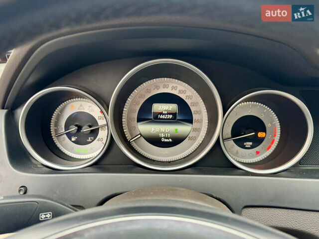 Черный Мерседес Ц-Класс, объемом двигателя 1.8 л и пробегом 160 тыс. км за 7999 $, фото 9 на Automoto.ua