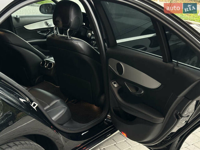 Чорний Мерседес Ц-Клас, об'ємом двигуна 2 л та пробігом 150 тис. км за 15950 $, фото 48 на Automoto.ua