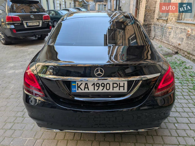 Чорний Мерседес Ц-Клас, об'ємом двигуна 2 л та пробігом 125 тис. км за 21500 $, фото 6 на Automoto.ua