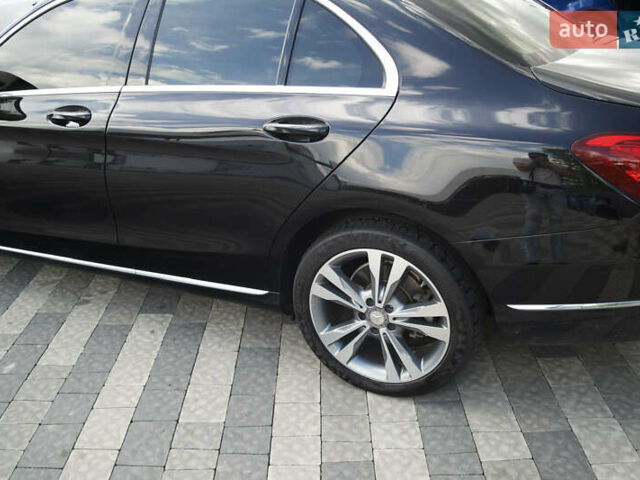 Черный Мерседес Ц-Класс, объемом двигателя 1.6 л и пробегом 207 тыс. км за 19000 $, фото 3 на Automoto.ua