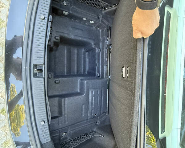 Черный Мерседес Ц-Класс, объемом двигателя 2 л и пробегом 170 тыс. км за 18500 $, фото 53 на Automoto.ua