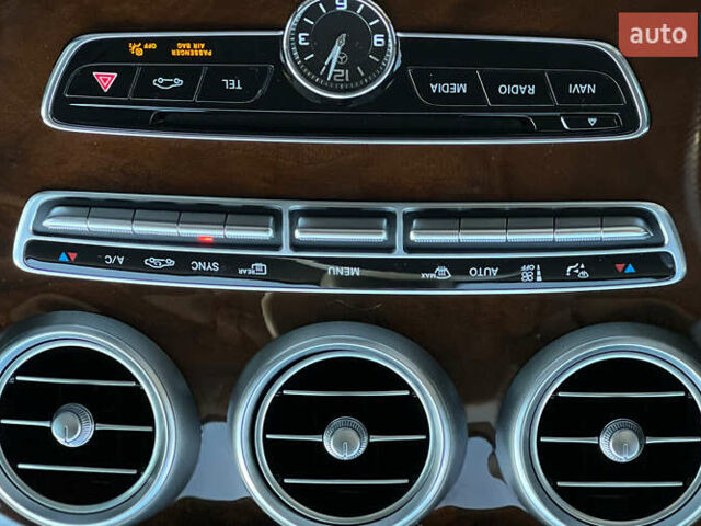 Черный Мерседес Ц-Класс, объемом двигателя 1.6 л и пробегом 272 тыс. км за 18999 $, фото 15 на Automoto.ua