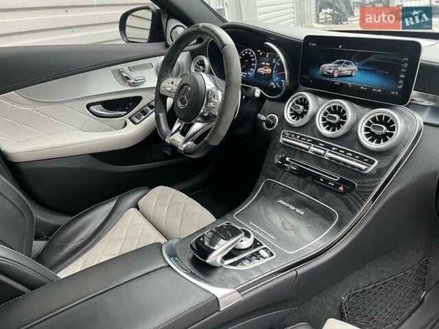 Мерседес Ц-Класс 2015 в Киеве на Automoto.ua Черный Мерседес Ц-Класс, объемом двигателя 3.98 л и пробегом 133 тыс. км за 38500 $, фото 29 на Automoto.ua