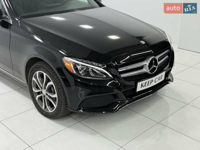 Черный Мерседес Ц-Класс, объемом двигателя 2 л и пробегом 95 тыс. км за 21999 $, фото 6 на Automoto.ua
