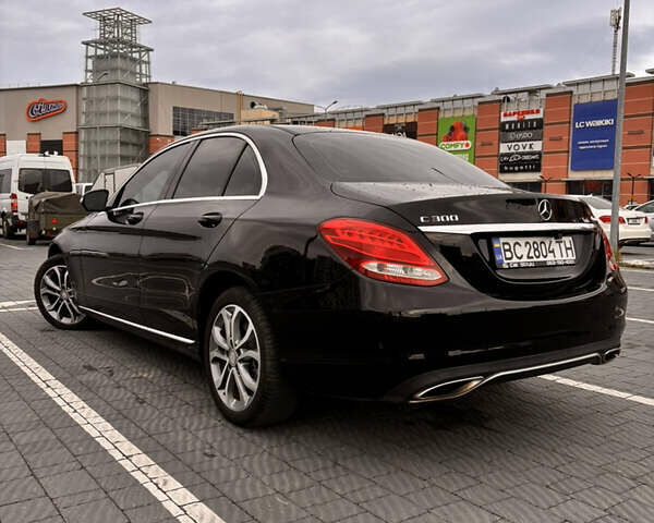 Мерседес Ц-Класс 2015 в Львове на Automoto.ua Черный Мерседес Ц-Класс, объемом двигателя 1.99 л и пробегом 180 тыс. км за 15800 $, фото 5 на Automoto.ua