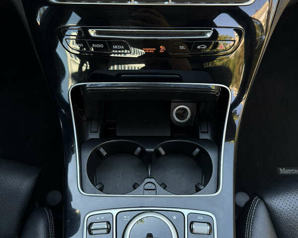 Черный Мерседес Ц-Класс, объемом двигателя 2 л и пробегом 170 тыс. км за 18500 $, фото 32 на Automoto.ua