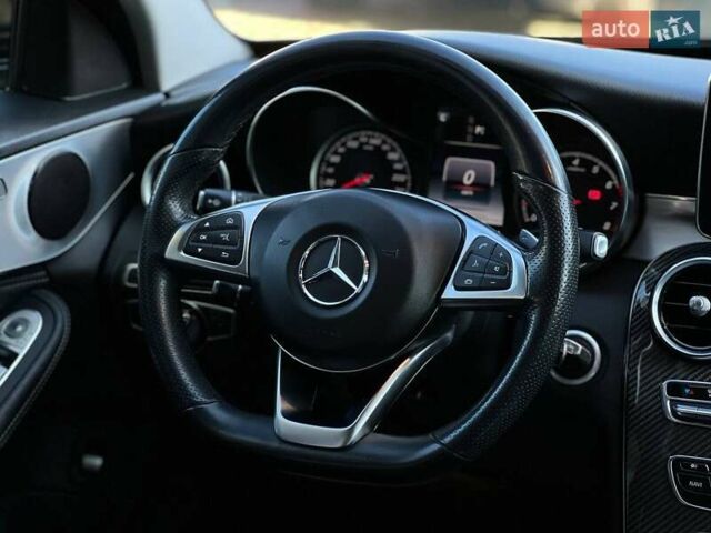 Чорний Мерседес Ц-Клас, об'ємом двигуна 1.99 л та пробігом 246 тис. км за 21800 $, фото 13 на Automoto.ua