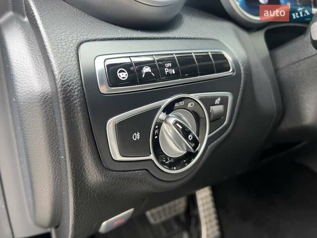 Мерседес Ц-Класс 2015 в Киеве на Automoto.ua Черный Мерседес Ц-Класс, объемом двигателя 3.98 л и пробегом 133 тыс. км за 38500 $, фото 31 на Automoto.ua