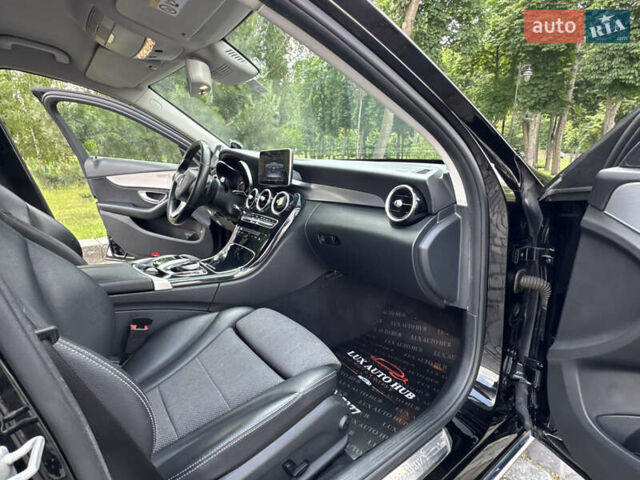 Черный Мерседес Ц-Класс, объемом двигателя 1.6 л и пробегом 232 тыс. км за 18777 $, фото 18 на Automoto.ua