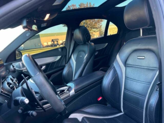 Черный Мерседес Ц-Класс, объемом двигателя 4 л и пробегом 72 тыс. км за 7500 $, фото 8 на Automoto.ua