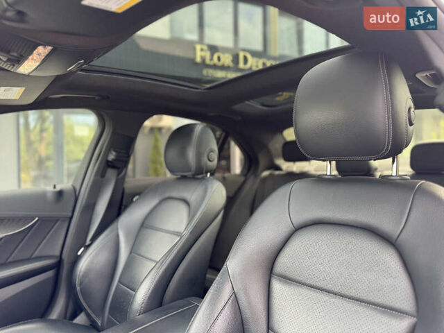 Чорний Мерседес Ц-Клас, об'ємом двигуна 1.99 л та пробігом 195 тис. км за 17500 $, фото 18 на Automoto.ua