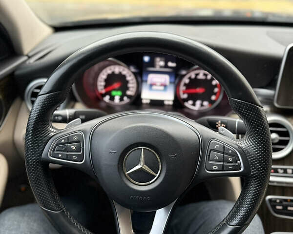 Чорний Мерседес Ц-Клас, об'ємом двигуна 1.99 л та пробігом 235 тис. км за 14999 $, фото 24 на Automoto.ua