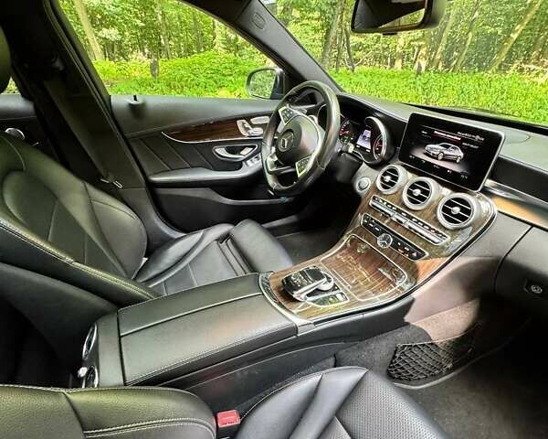 Мерседес Ц-Класс 2015 в Киеве на Automoto.ua Черный Мерседес Ц-Класс, объемом двигателя 1.99 л и пробегом 182 тыс. км за 20500 $, фото 13 на Automoto.ua
