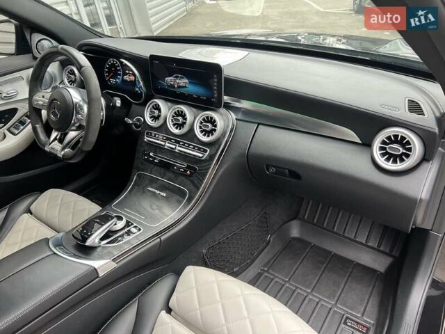 Мерседес Ц-Класс 2015 в Киеве на Automoto.ua Черный Мерседес Ц-Класс, объемом двигателя 3.98 л и пробегом 133 тыс. км за 38500 $, фото 28 на Automoto.ua