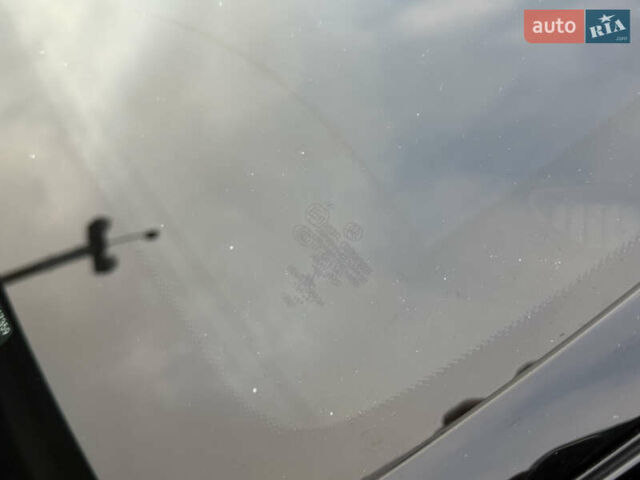 Черный Мерседес Ц-Класс, объемом двигателя 2 л и пробегом 98 тыс. км за 22500 $, фото 19 на Automoto.ua