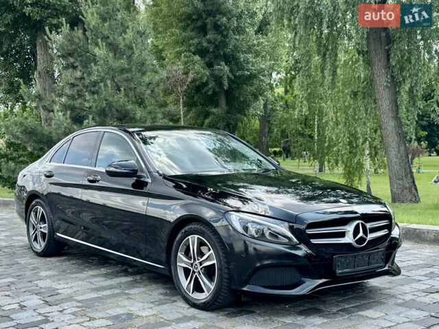 Черный Мерседес Ц-Класс, объемом двигателя 1.6 л и пробегом 232 тыс. км за 18777 $, фото 113 на Automoto.ua
