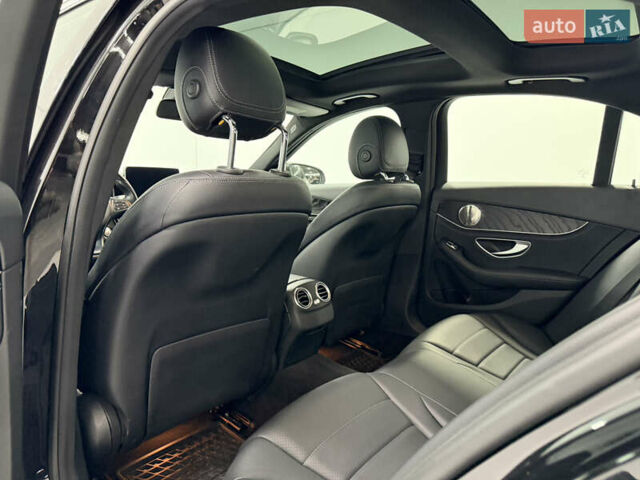 Черный Мерседес Ц-Класс, объемом двигателя 2 л и пробегом 95 тыс. км за 21999 $, фото 16 на Automoto.ua