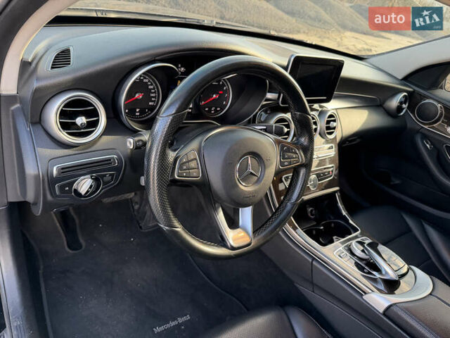 Чорний Мерседес Ц-Клас, об'ємом двигуна 1.99 л та пробігом 104 тис. км за 25000 $, фото 27 на Automoto.ua