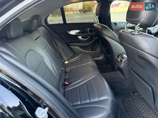 Чорний Мерседес Ц-Клас, об'ємом двигуна 1.99 л та пробігом 170 тис. км за 16500 $, фото 10 на Automoto.ua