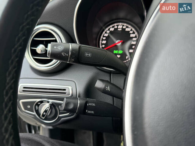 Черный Мерседес Ц-Класс, объемом двигателя 2 л и пробегом 98 тыс. км за 22500 $, фото 22 на Automoto.ua