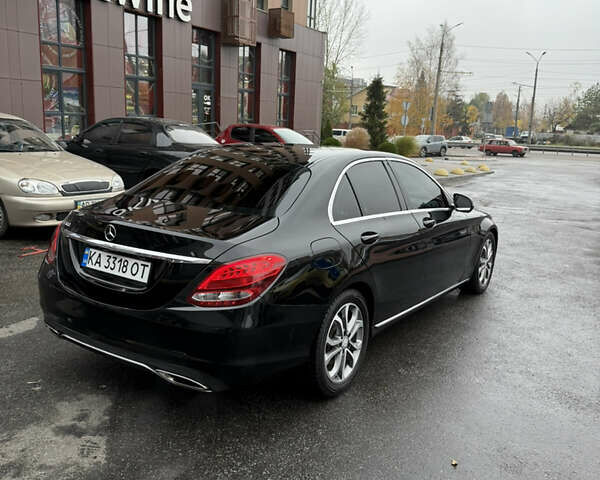 Чорний Мерседес Ц-Клас, об'ємом двигуна 1.99 л та пробігом 235 тис. км за 14999 $, фото 6 на Automoto.ua