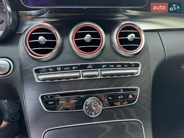 Чорний Мерседес Ц-Клас, об'ємом двигуна 1.99 л та пробігом 195 тис. км за 17500 $, фото 36 на Automoto.ua