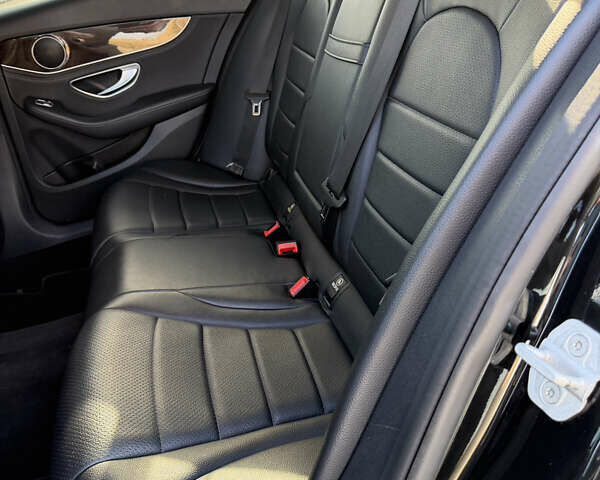 Чорний Мерседес Ц-Клас, об'ємом двигуна 1.99 л та пробігом 104 тис. км за 25000 $, фото 37 на Automoto.ua